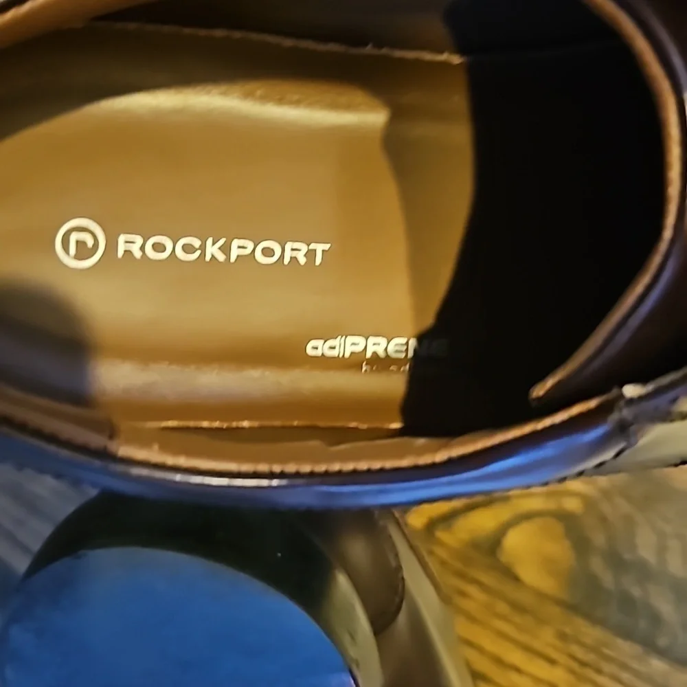 Rockport RocB Toe LA 5710 10.5 Brown Dress Shoe in Box EUC